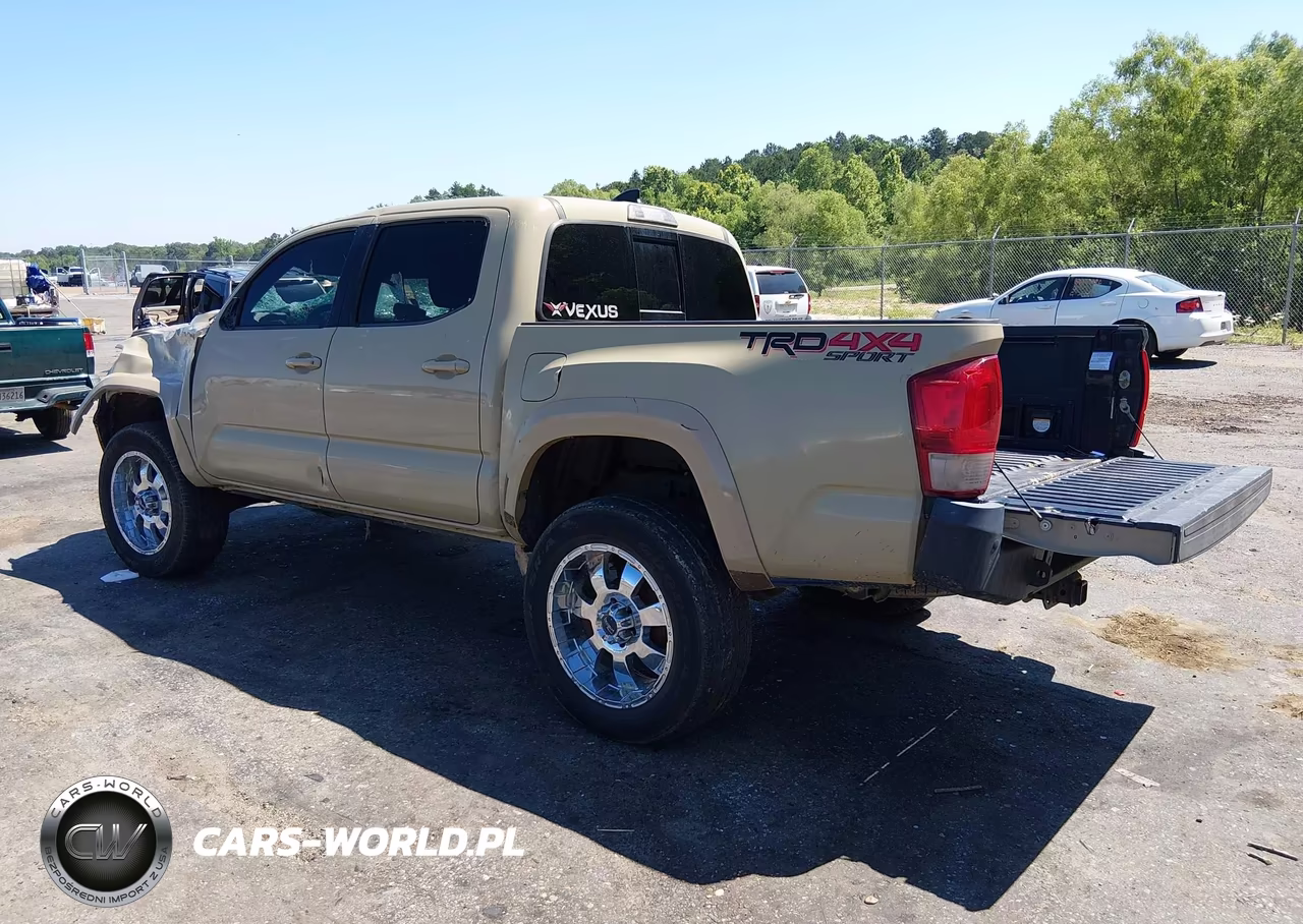 2017 Toyota Tacoma Trd Sport VIN:5TFCZ5AN4HX070419 - 3