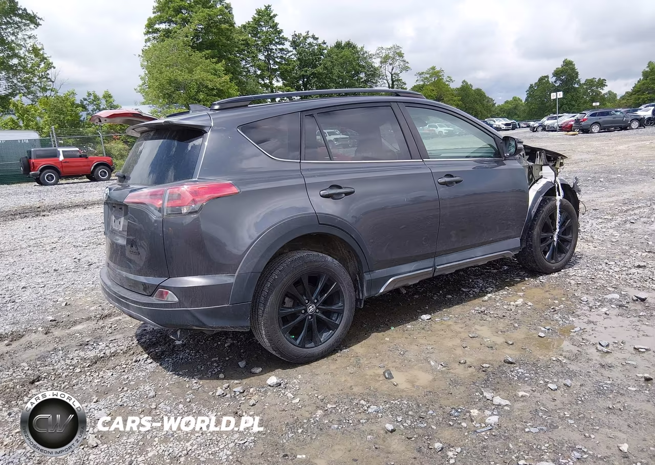 2018 Toyota Rav4 Adventure VIN:2T3RFREV2JW769112 - 4