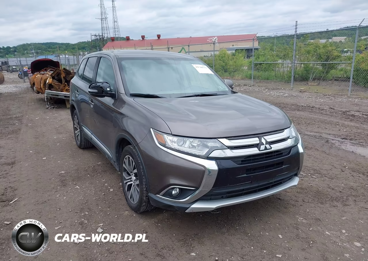 Główne zdjęcie 2016 Mitsubishi Outlander Se