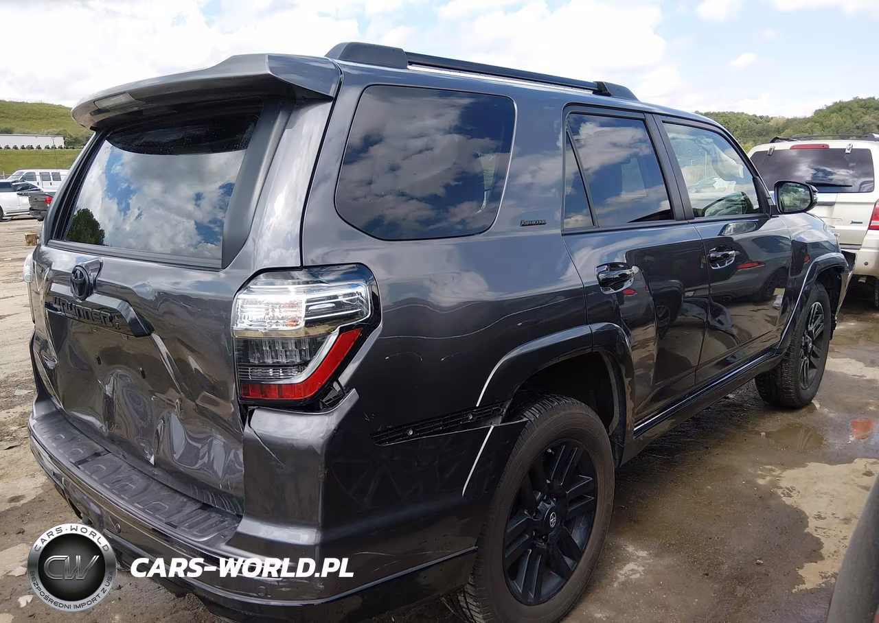 2020 Toyota 4Runner Nightshade Special Edition VIN:JTEBU5JR9L5776119 - 4