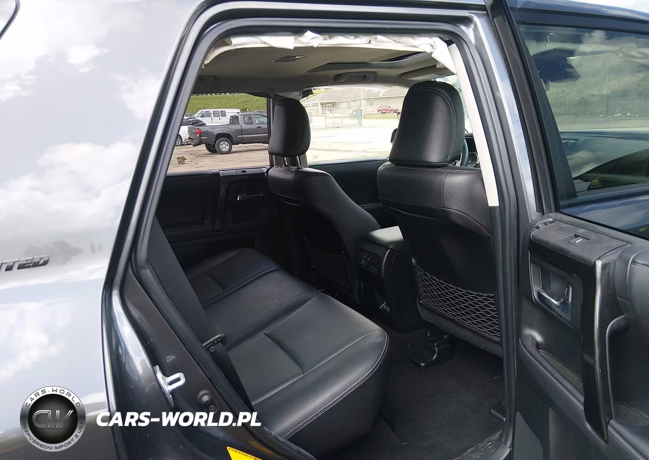 2020 Toyota 4Runner Nightshade Special Edition VIN:JTEBU5JR9L5776119 - 8