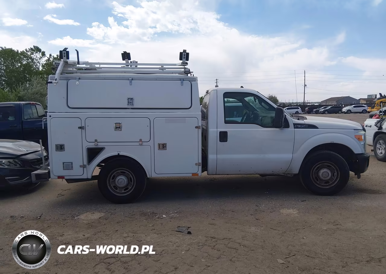 2013 Ford F350 Utility - Service Truck VIN:1FDRF3A63DEB92674 - 12