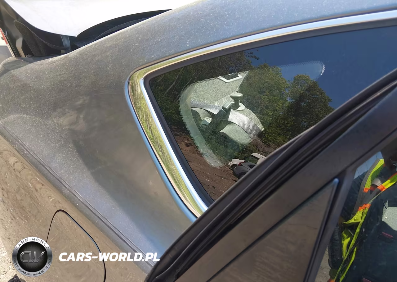 2015 Nissan Sentra S VIN:3N1AB7AP8FY304522 - 14
