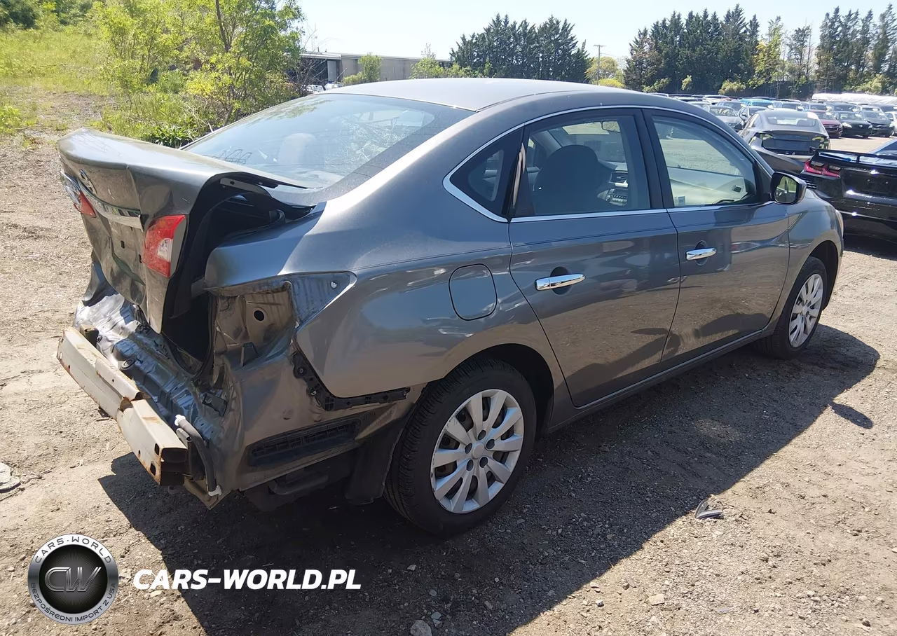 2015 Nissan Sentra S VIN:3N1AB7AP8FY304522 - 4