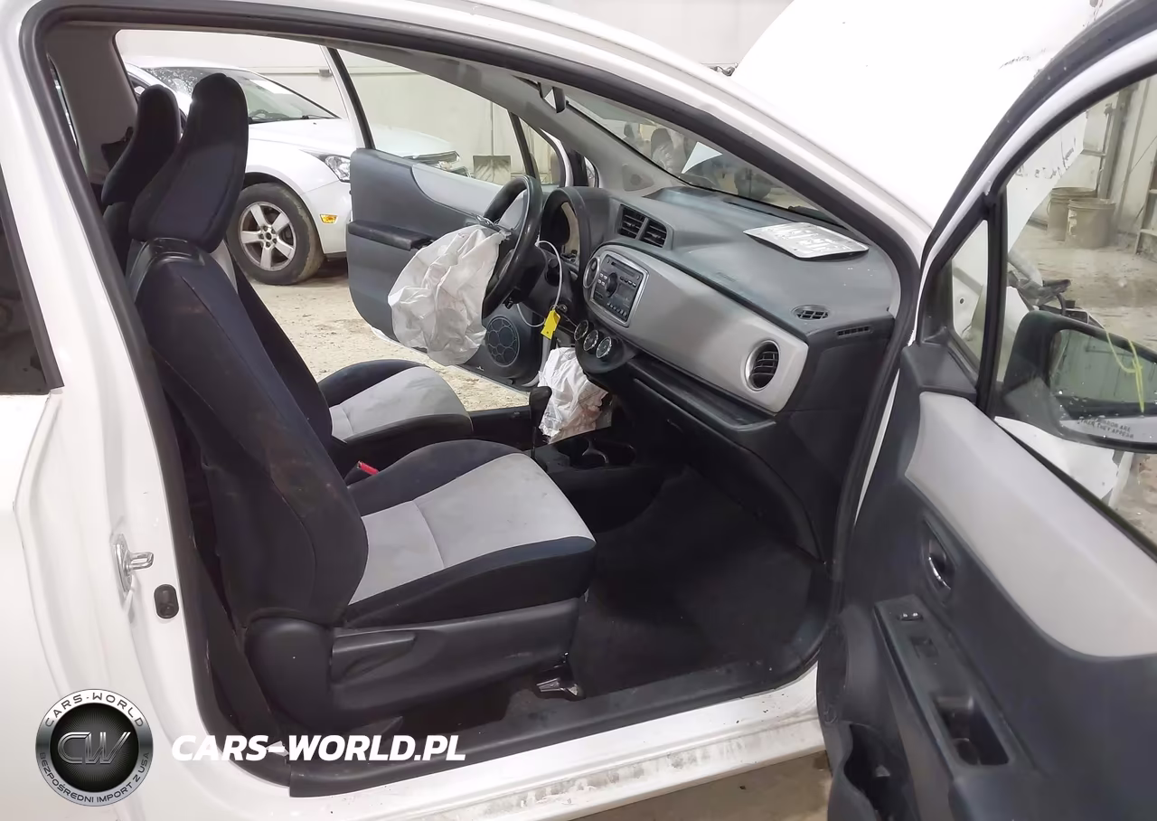 2012 Toyota Yaris Le VIN:JTDJTUD38CD535274 - 5