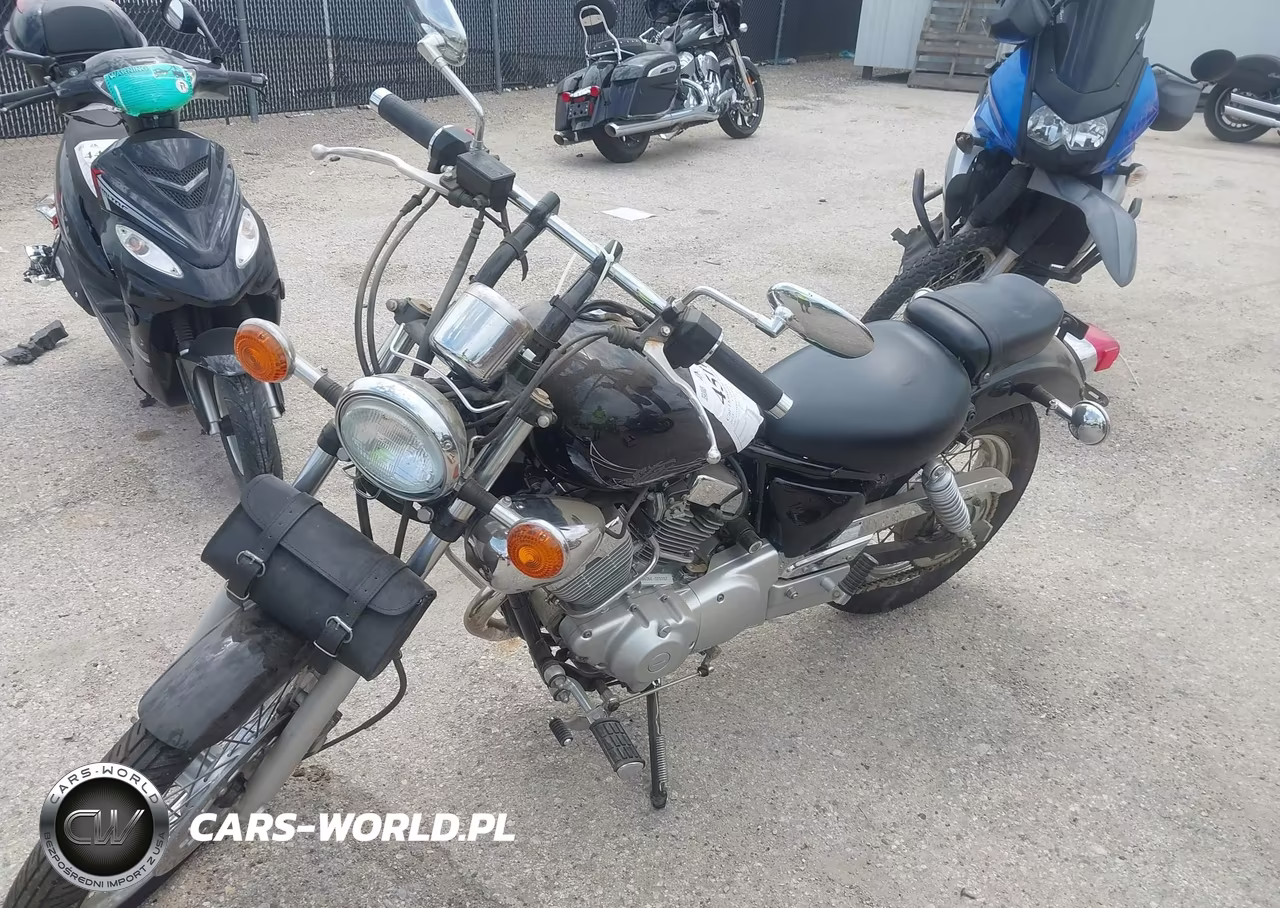 2015 Yamaha Xv250 VIN:JYAVG04E3FA018918 - 2