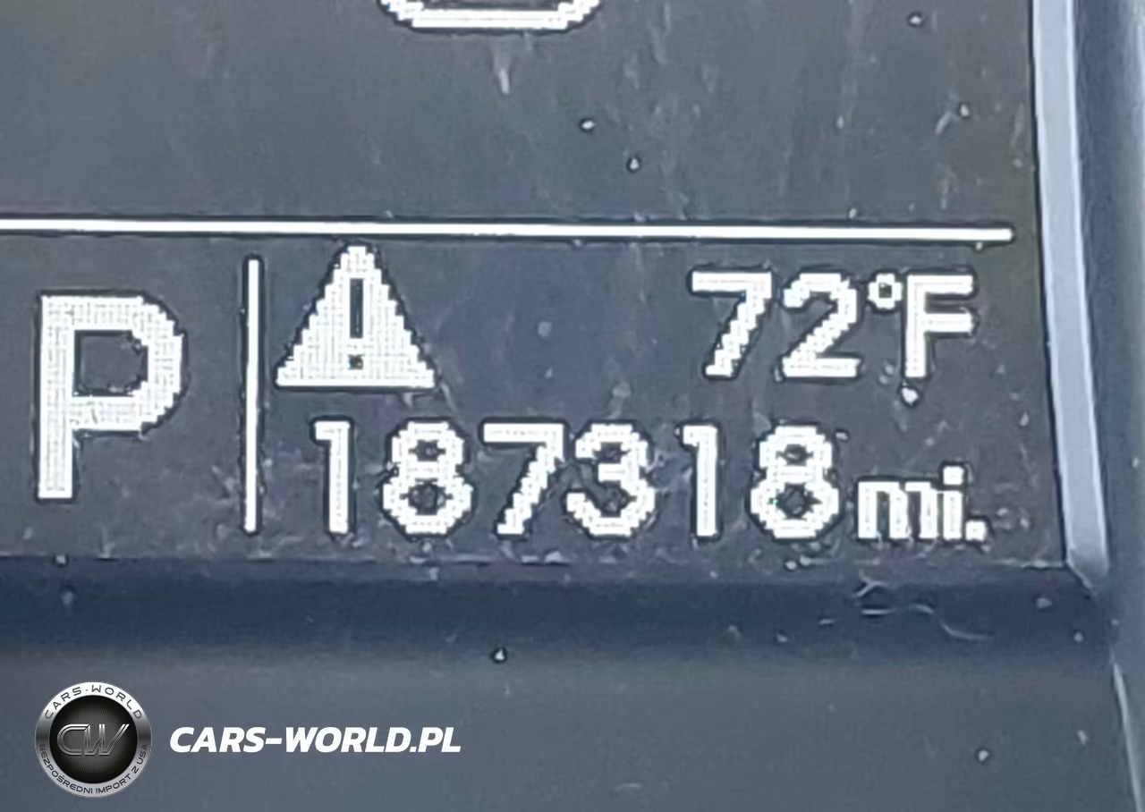 2014 Hyundai Santa Fe Sport 2.4L VIN:5XYZU3LB6EG208346 - 16
