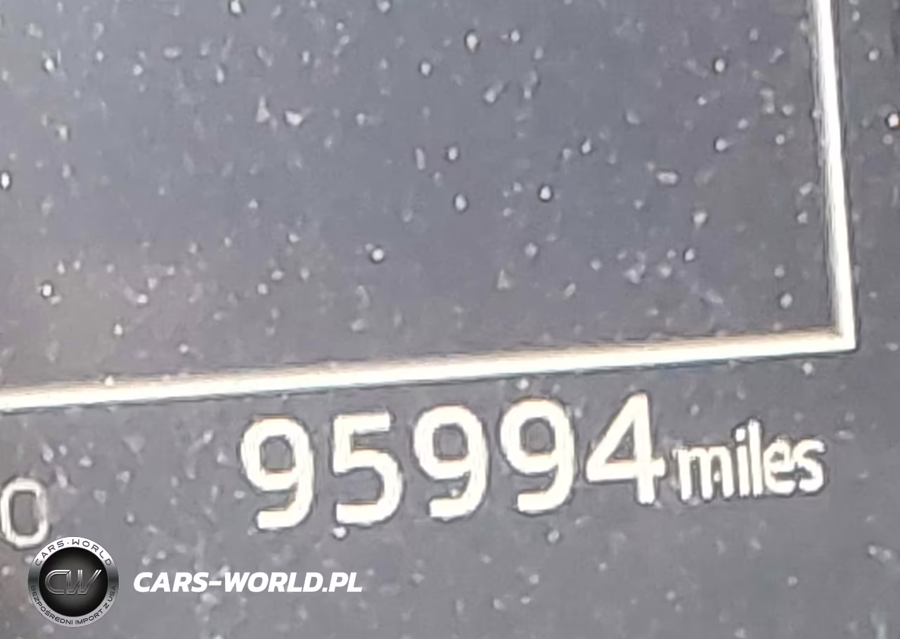 2018 Toyota Camry Le VIN:4T1B11HK6JU581351 - 15