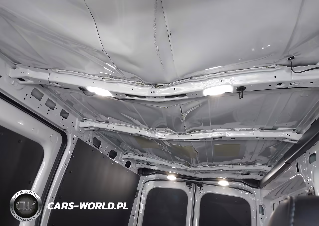 2025 Ford Transit-250 VIN:1FTBR1C84SKA96390 - 18