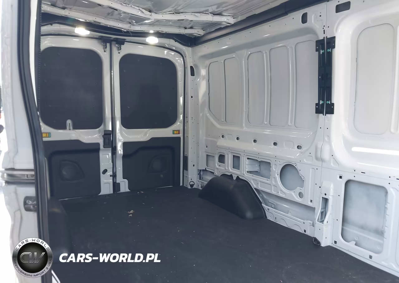 2025 Ford Transit-250 VIN:1FTBR1C84SKA96390 - 8