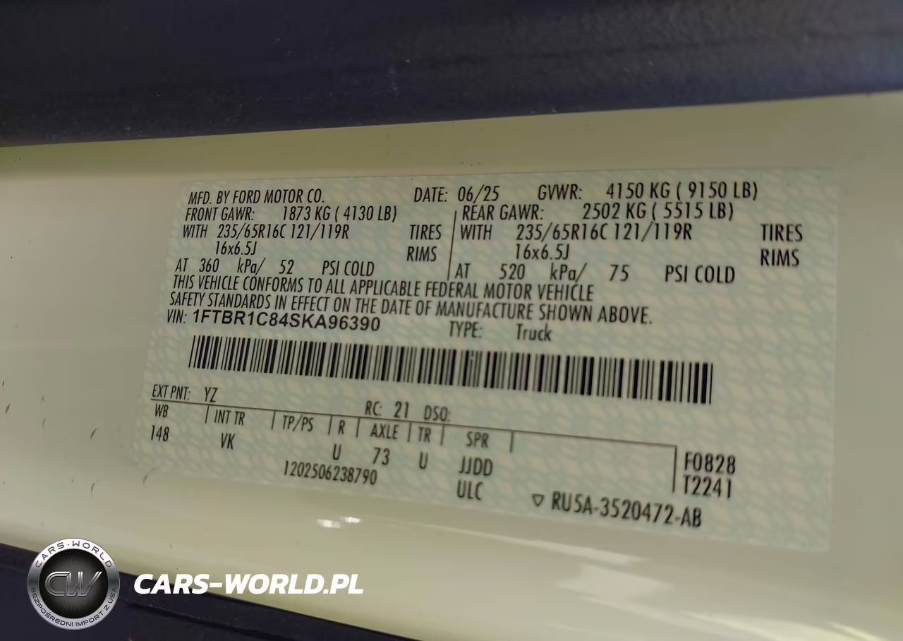 2025 Ford Transit-250 VIN:1FTBR1C84SKA96390 - 9