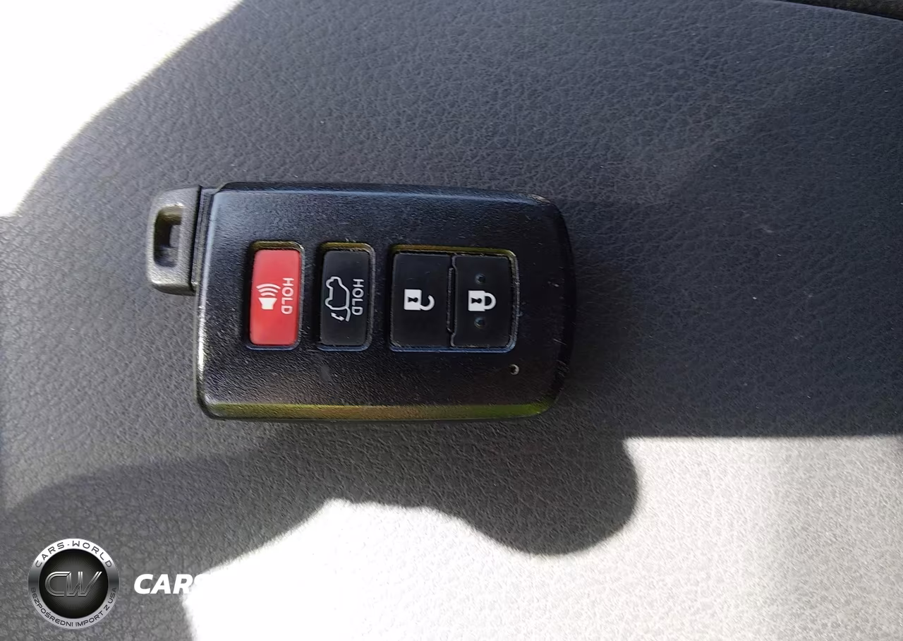2019 Toyota Highlander Xle VIN:5TDJZRFH7KS954465 - 11