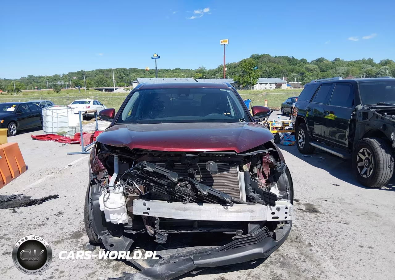 2019 Toyota Highlander Xle VIN:5TDJZRFH7KS954465 - 13