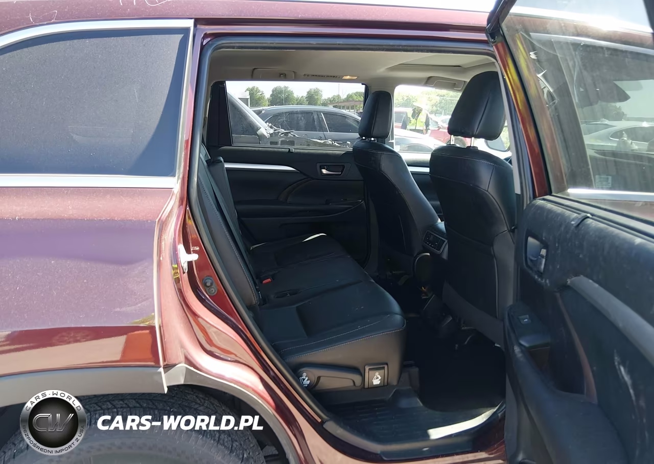 2019 Toyota Highlander Xle VIN:5TDJZRFH7KS954465 - 8