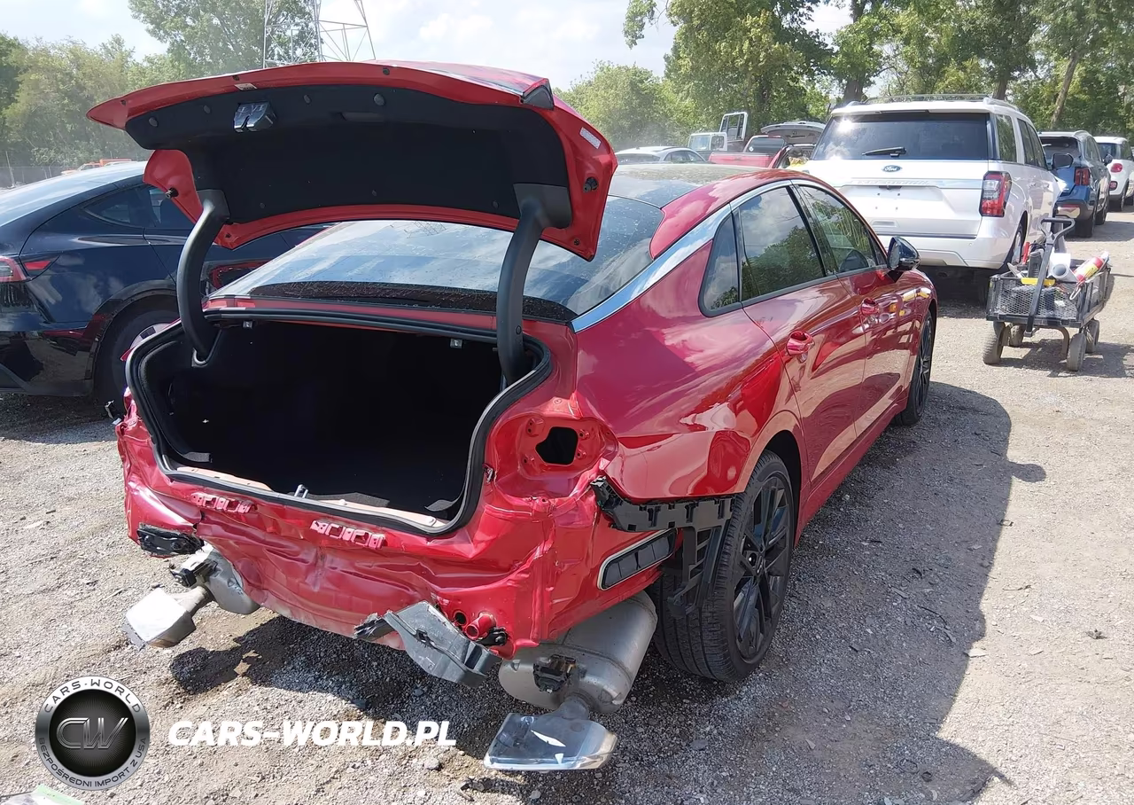 2026 Kia K5 Gt VIN:KNAG44J84T5414529 - 4