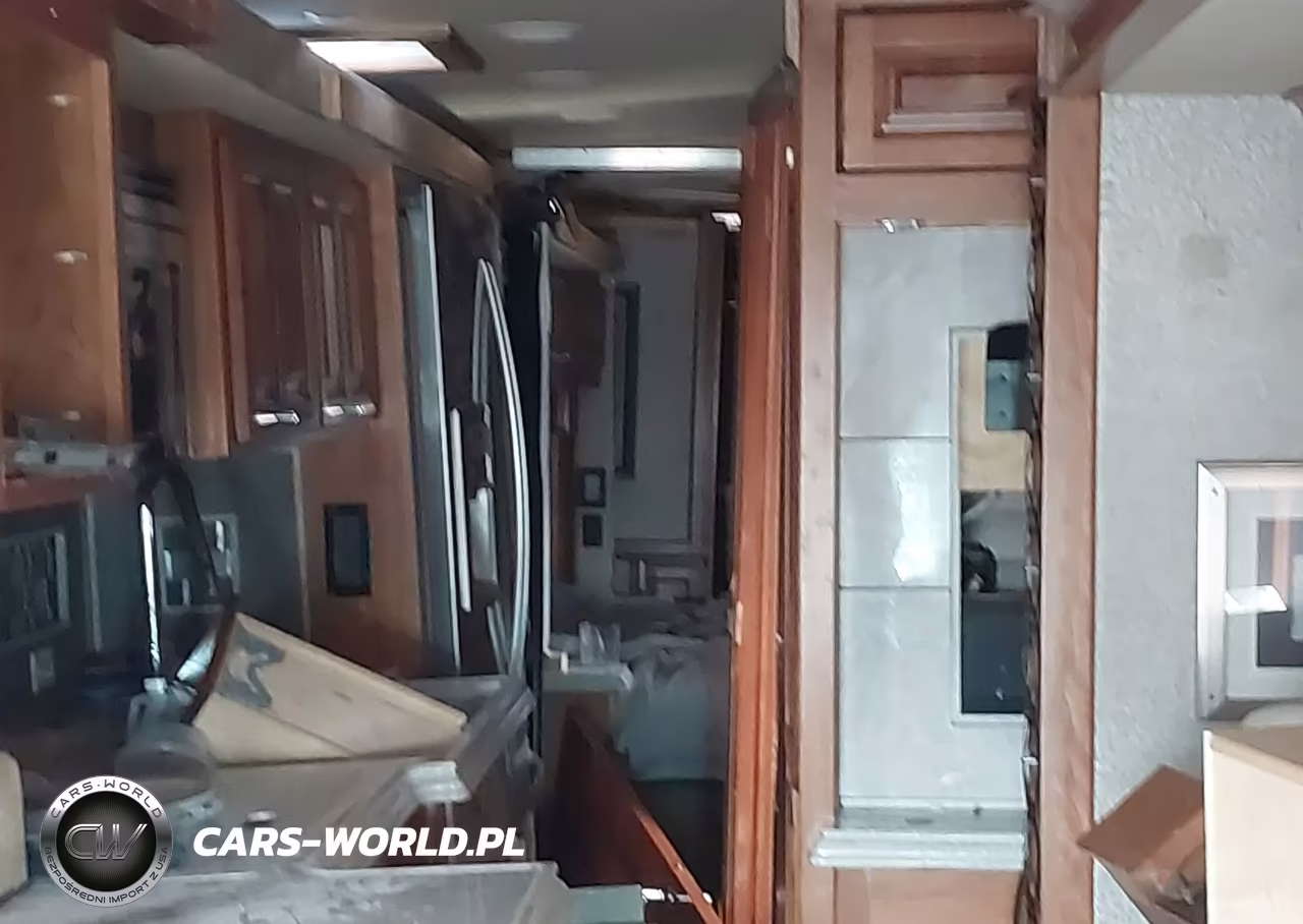 2018 Tiffin Motorhomes Inc Allegro Bus VIN:5VBBA67A2JA118884 - 13