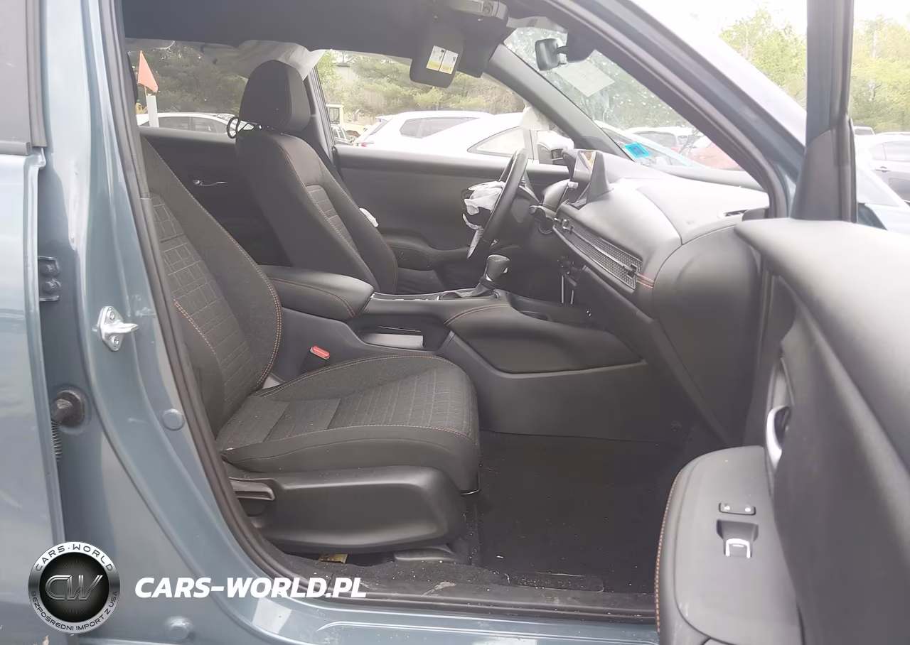 2026 Honda Hr-V Awd Sport VIN:3CZRZ2H54TM737321 - 5