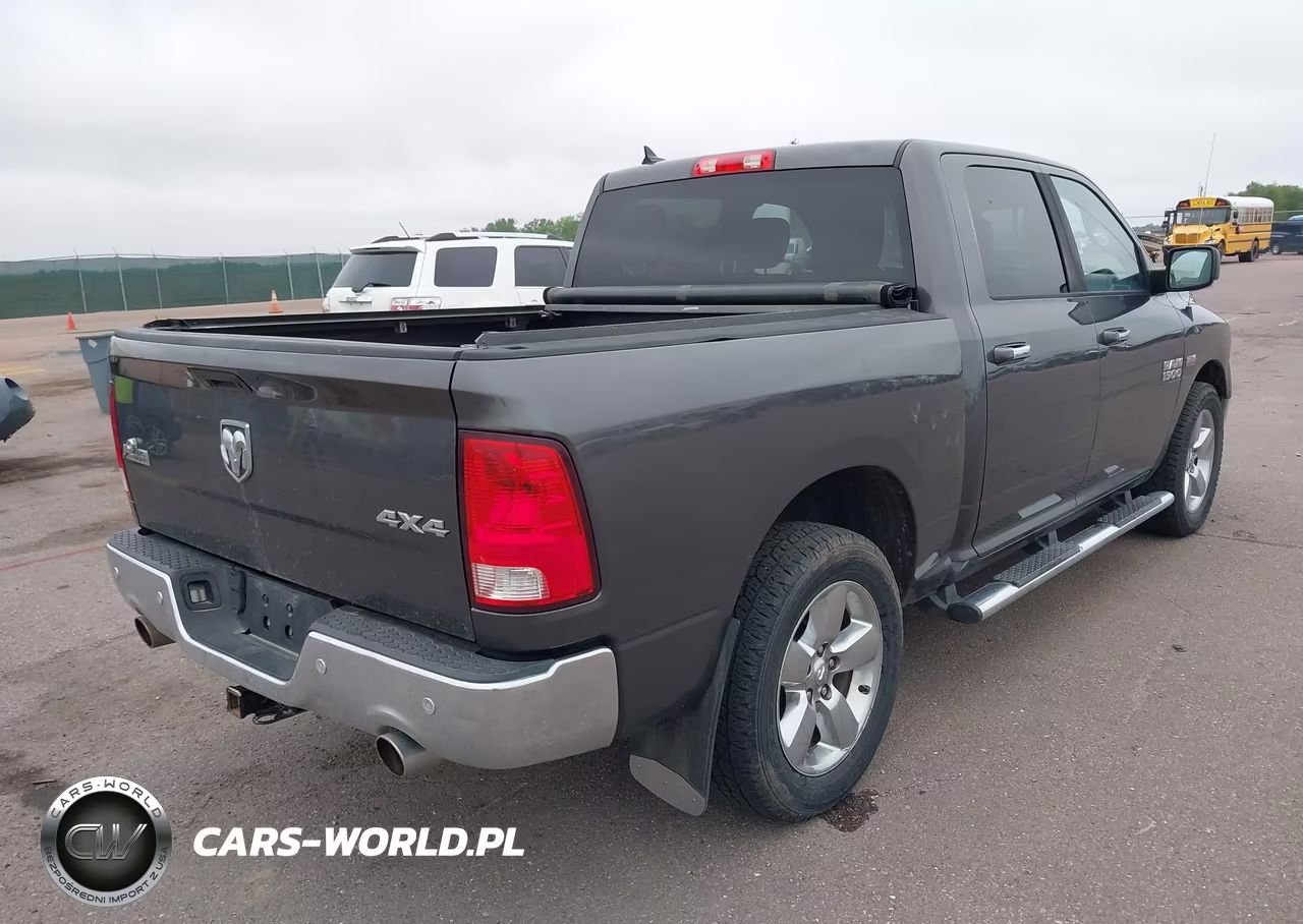 2015 Ram 1500 Big Horn VIN:1C6RR7LT5FS558300 - 4