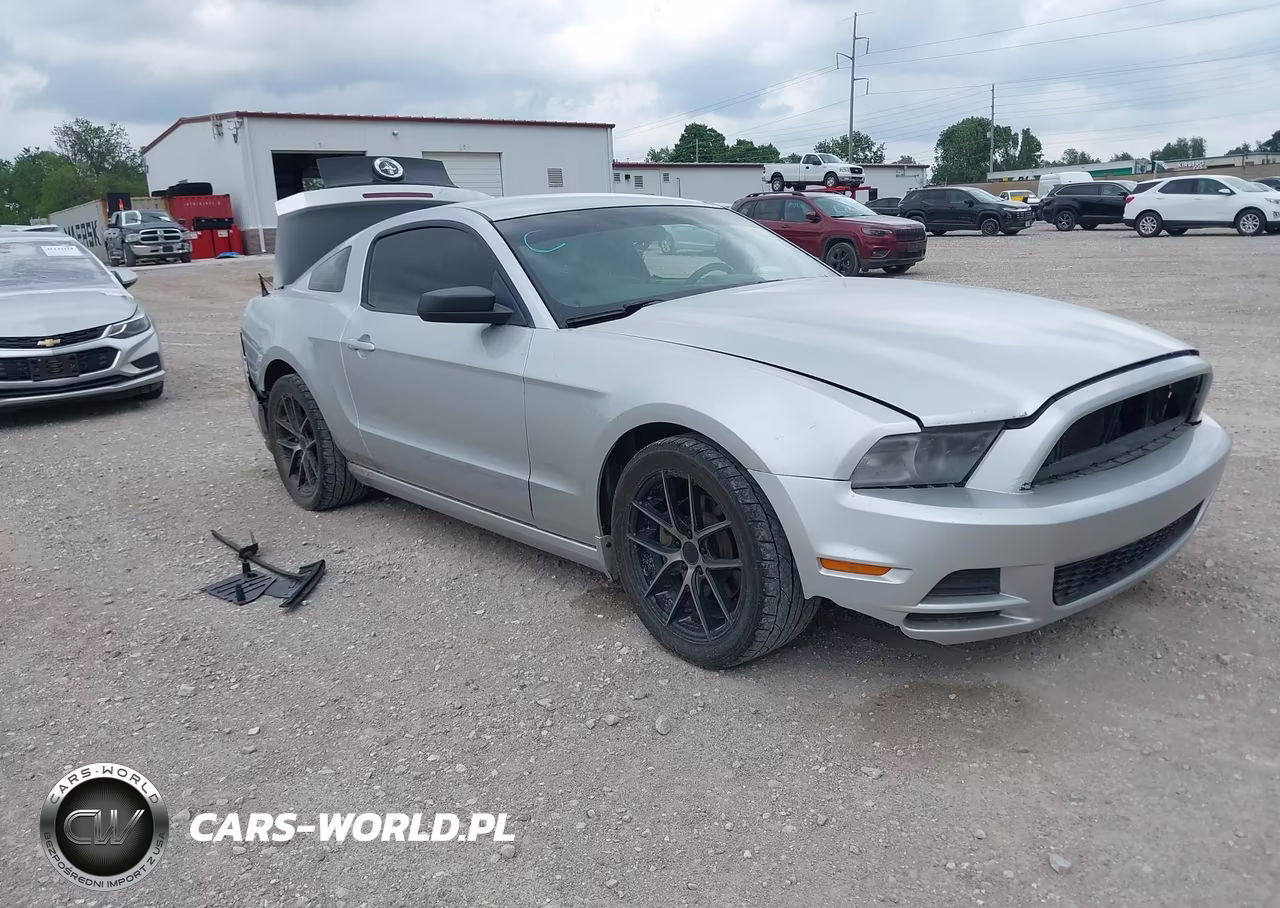 2014 Ford Mustang V6 – zdjęcie 1 z 16