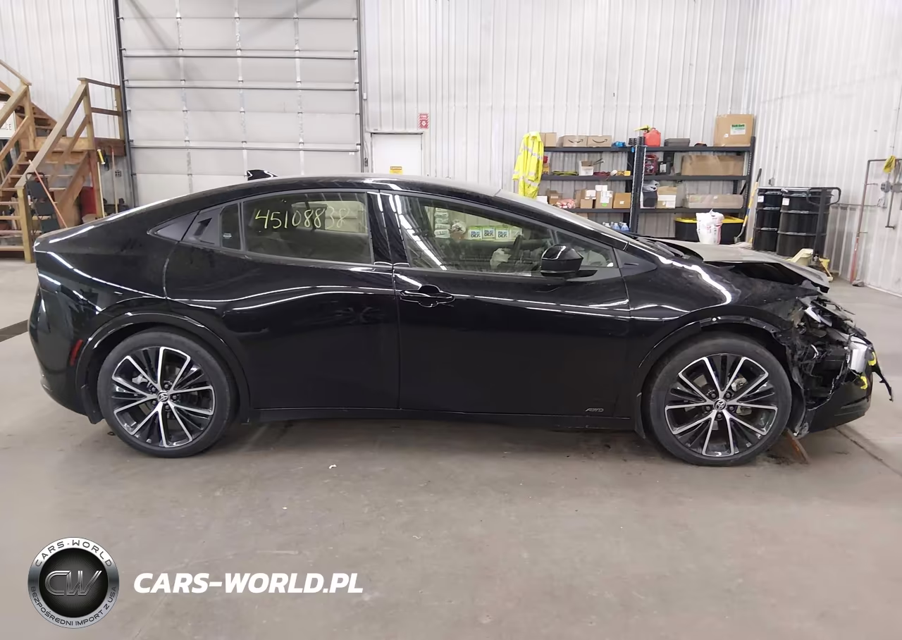 2024 Toyota Prius Xle Awd-E VIN:JTDADABU5R3022621 - 14