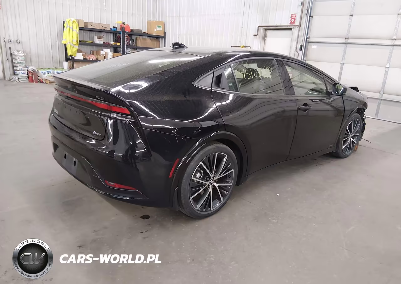 2024 Toyota Prius Xle Awd-E VIN:JTDADABU5R3022621 - 4