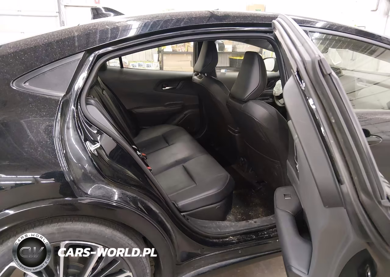 2024 Toyota Prius Xle Awd-E VIN:JTDADABU5R3022621 - 8