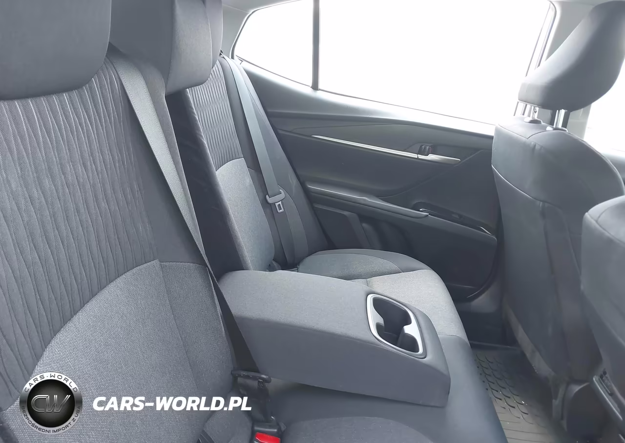 2025 Toyota Camry Le VIN:4T1DAACKXSU095823 - 8