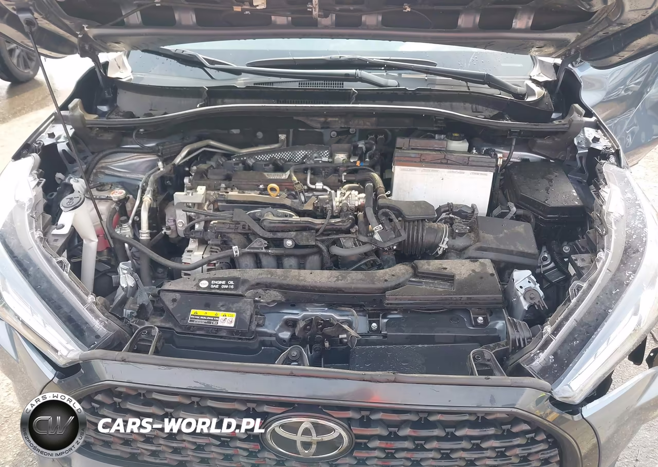 2022 Toyota Corolla Cross L VIN:7MUAAAAGXNV030989 - 10