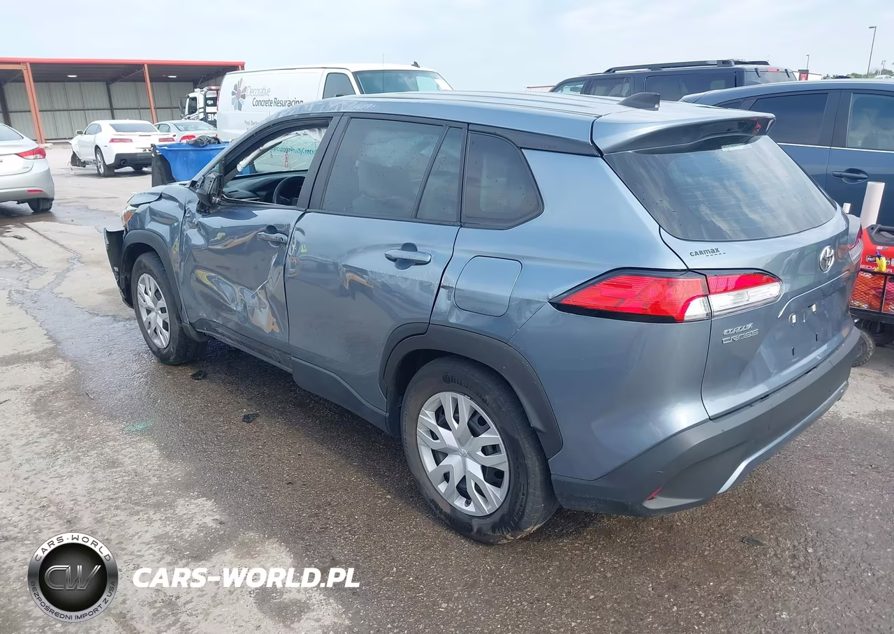 2022 Toyota Corolla Cross L VIN:7MUAAAAGXNV030989 - 3