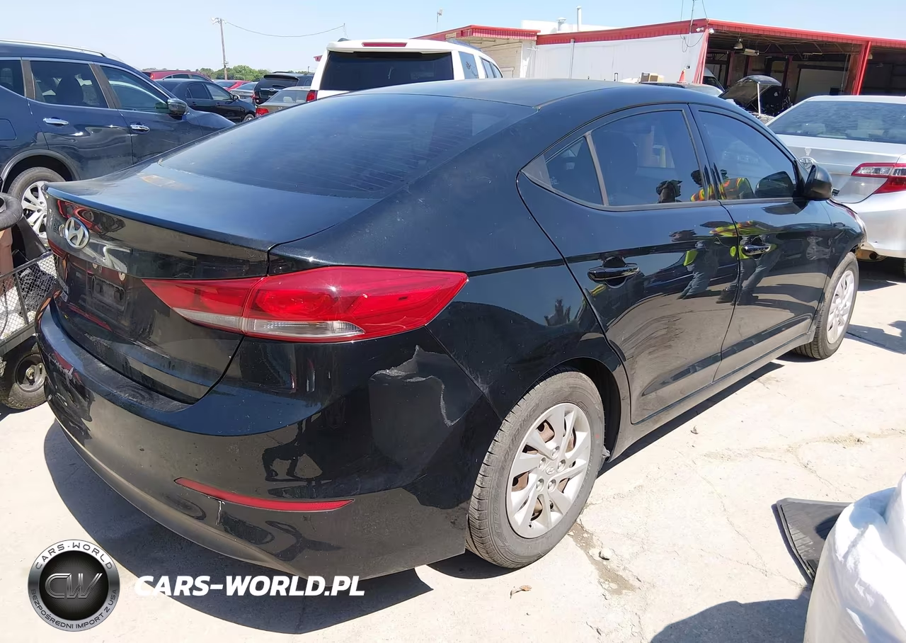 2018 Hyundai Elantra Se VIN:5NPD74LF6JH350936 - 4