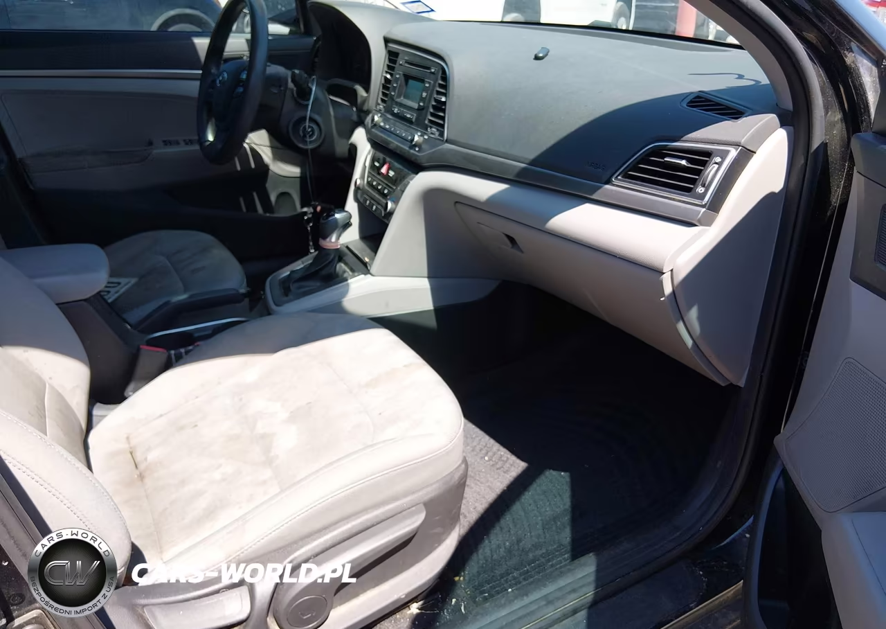 2018 Hyundai Elantra Se VIN:5NPD74LF6JH350936 - 5
