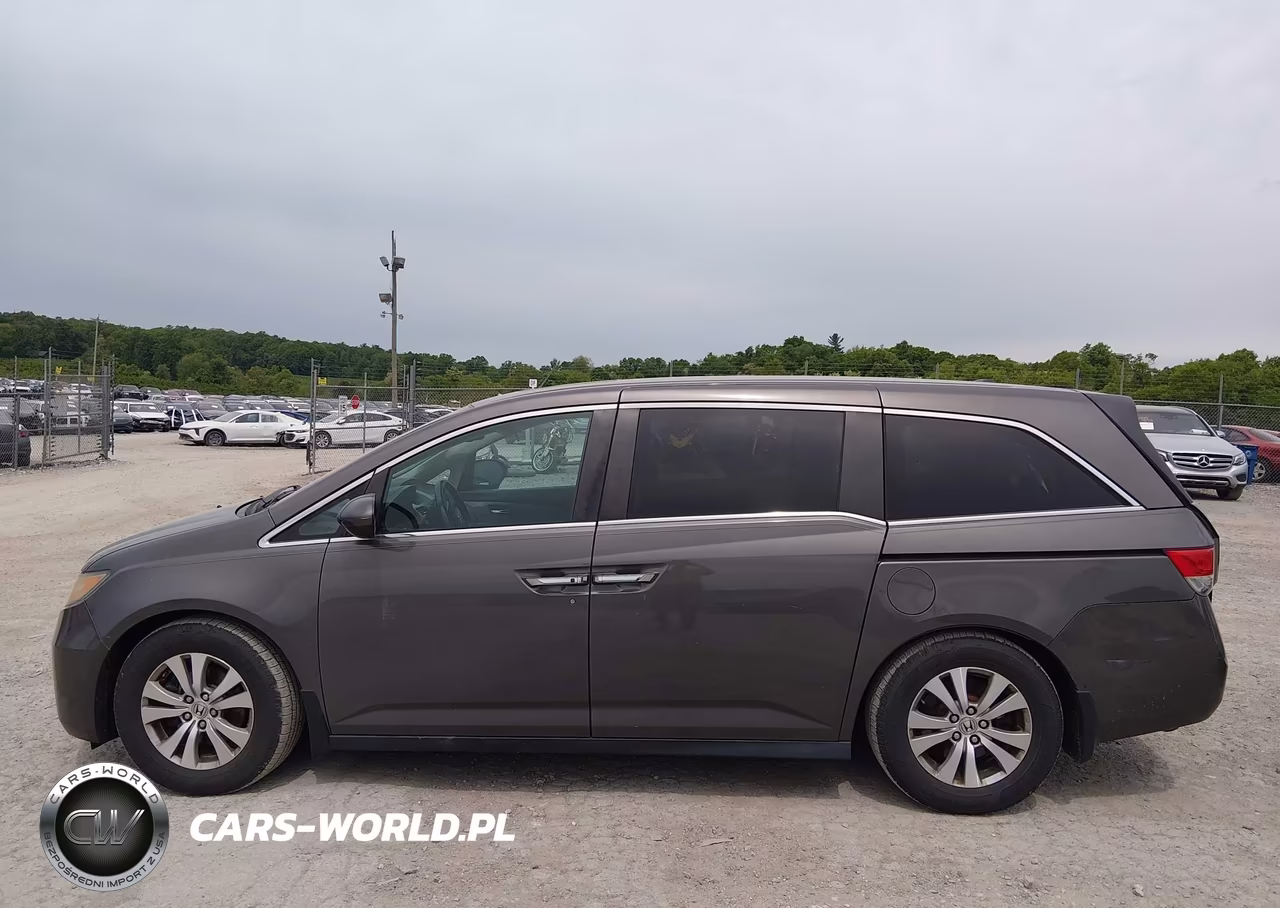 2015 Honda Odyssey Ex-L VIN:5FNRL5H65FB076313 - 14