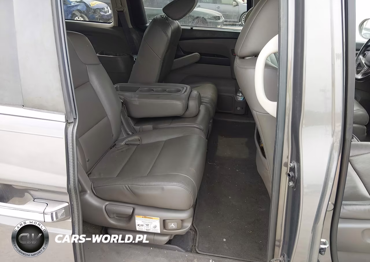 2015 Honda Odyssey Ex-L VIN:5FNRL5H65FB076313 - 8