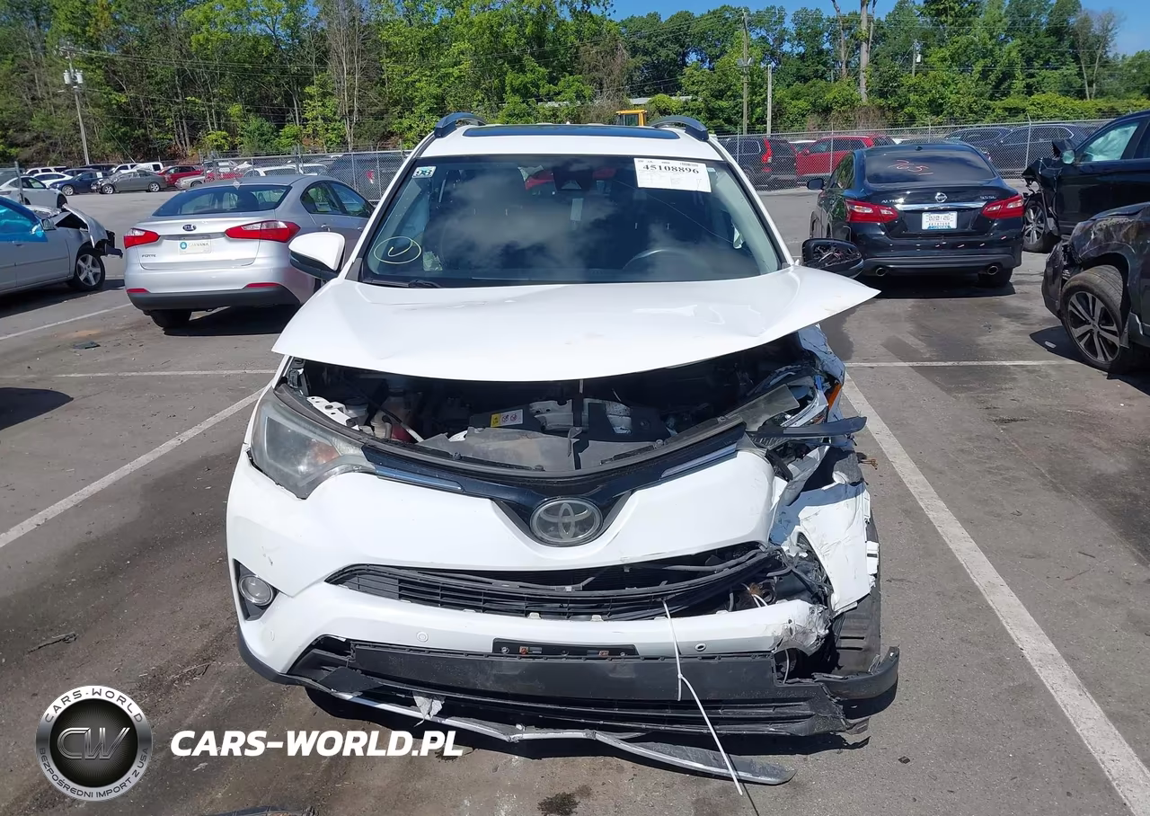 2018 Toyota Rav4 Xle VIN:JTMWFREVXJD117516 - 12