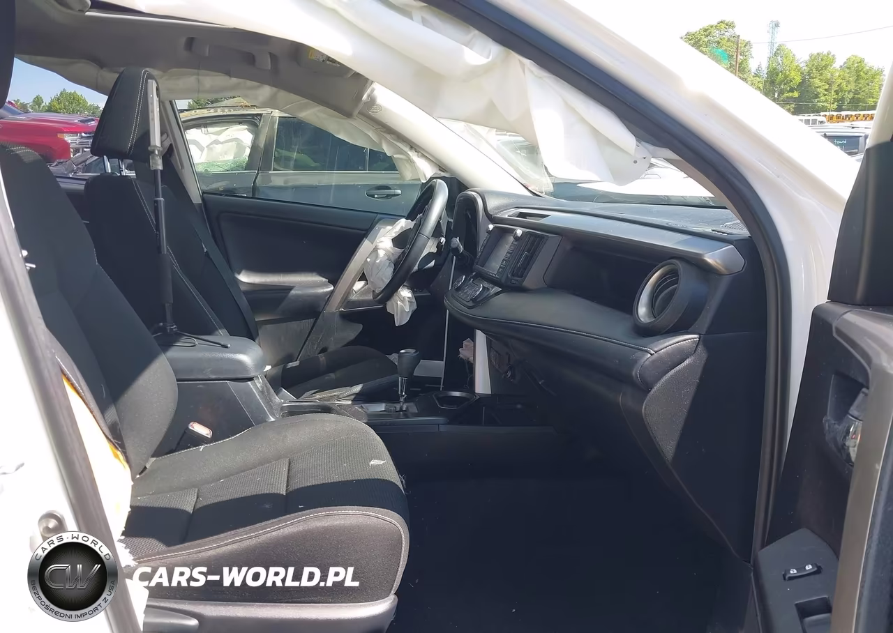 2018 Toyota Rav4 Xle VIN:JTMWFREVXJD117516 - 5