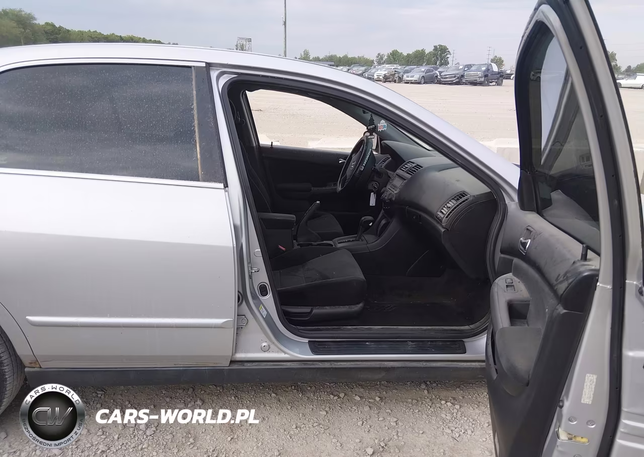 2007 HONDA ACCORD LX VIN:1HGCM56417A147183 - 5