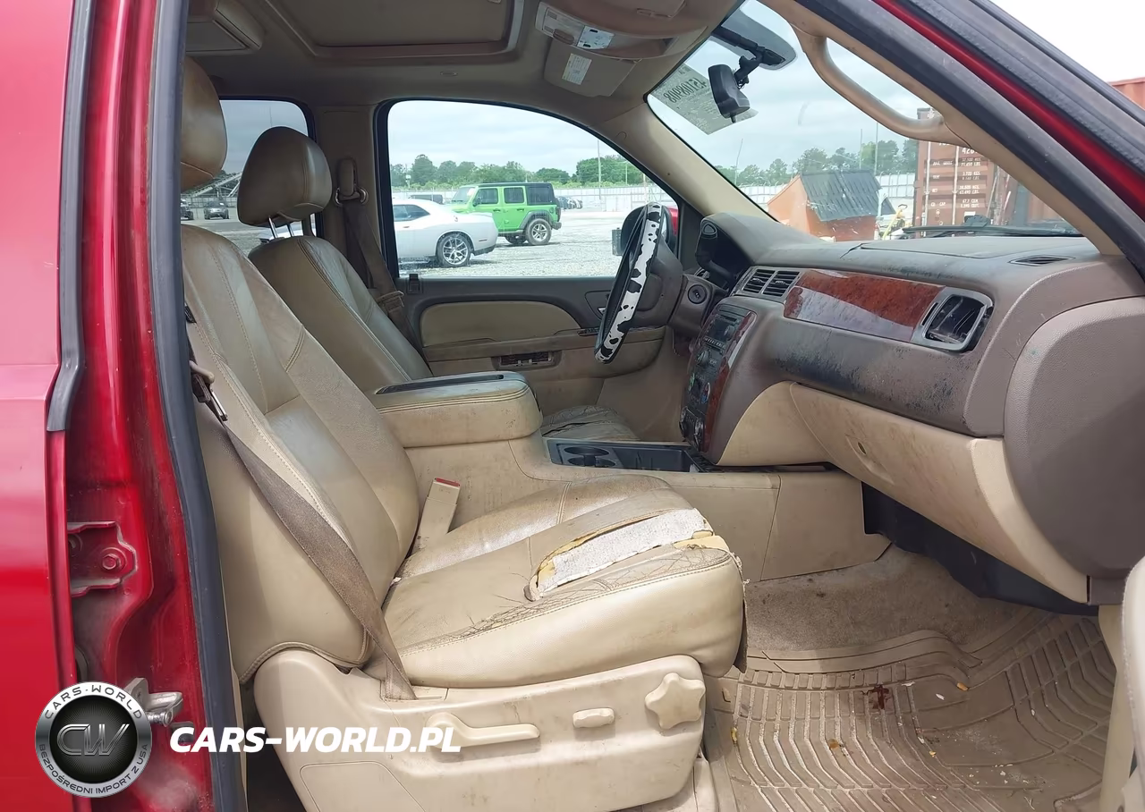 2013 Chevrolet Tahoe Lt VIN:1GNSCBE02DR233391 - 5