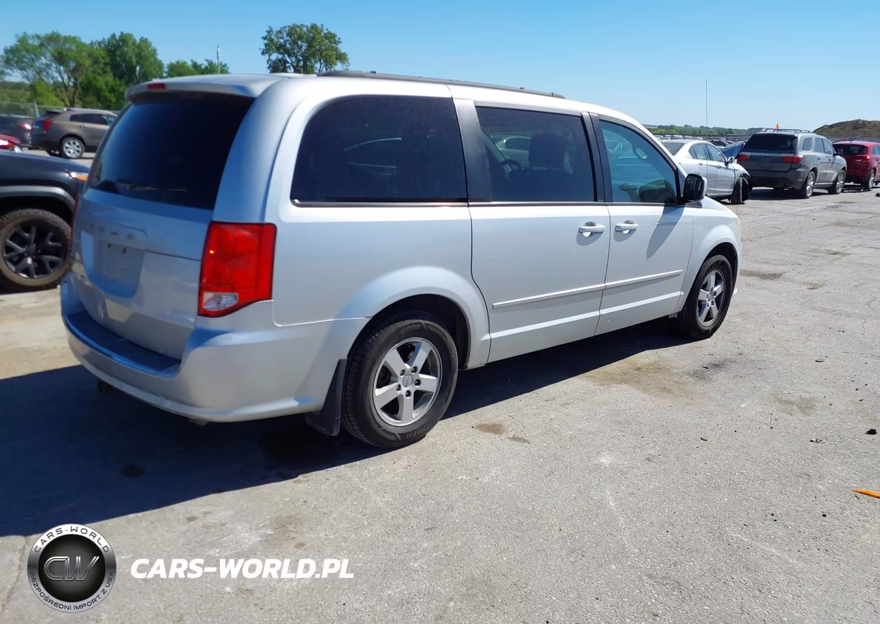 2012 Dodge Grand Caravan Sxt VIN:2C4RDGCG1CR125709 - 4