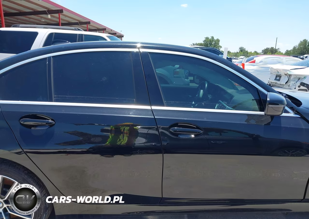 2021 BMW 330I xDrive VIN:3MW5R7J07M8B81674 - 13