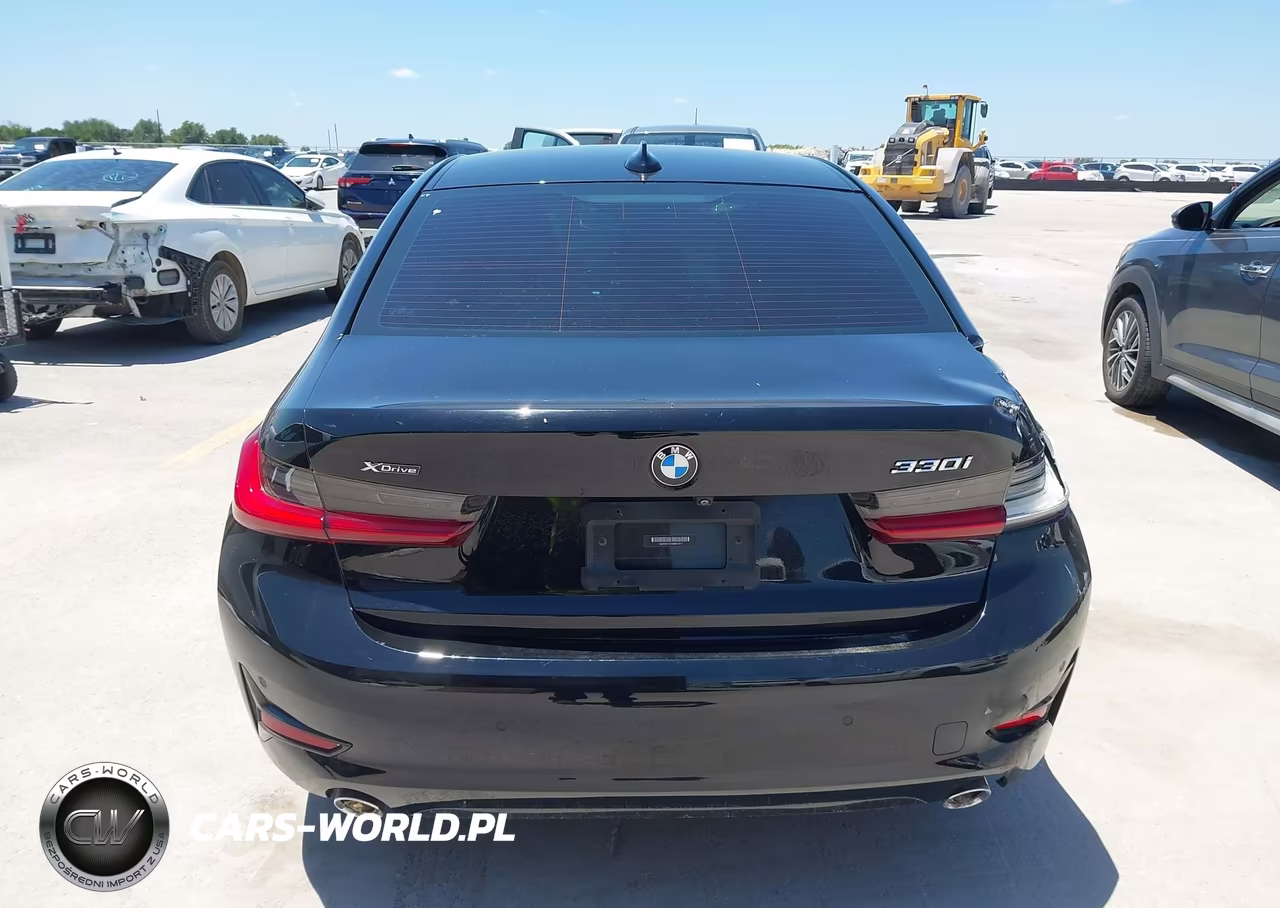 2021 BMW 330I xDrive VIN:3MW5R7J07M8B81674 - 16
