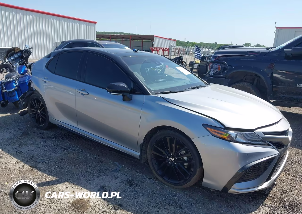 2023 Toyota Camry Xse V6 – zdjęcie 1 z 15