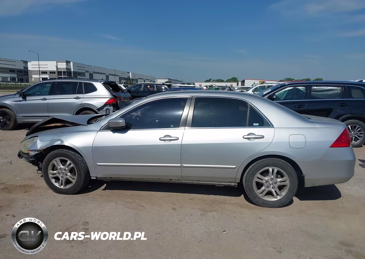 2007 Honda Accord 2.4 Se VIN:JHMCM56337C015745 - 14