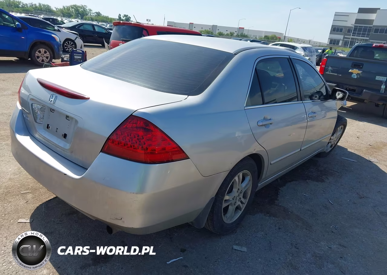 2007 Honda Accord 2.4 Se VIN:JHMCM56337C015745 - 4