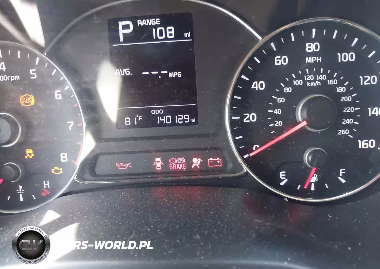 2018 Kia Forte Lx VIN:3KPFK4A77JE260010 - 15