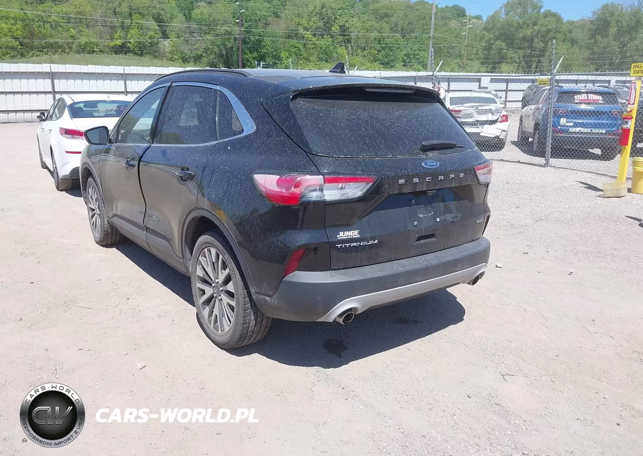 2020 Ford Escape Titanium Hybrid VIN:1FMCU9DZ7LUC34949 - 3