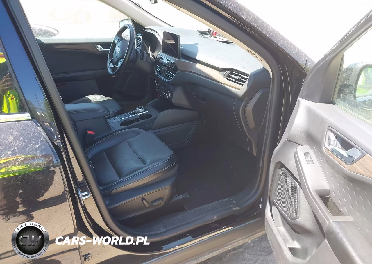 2020 Ford Escape Titanium Hybrid VIN:1FMCU9DZ7LUC34949 - 5