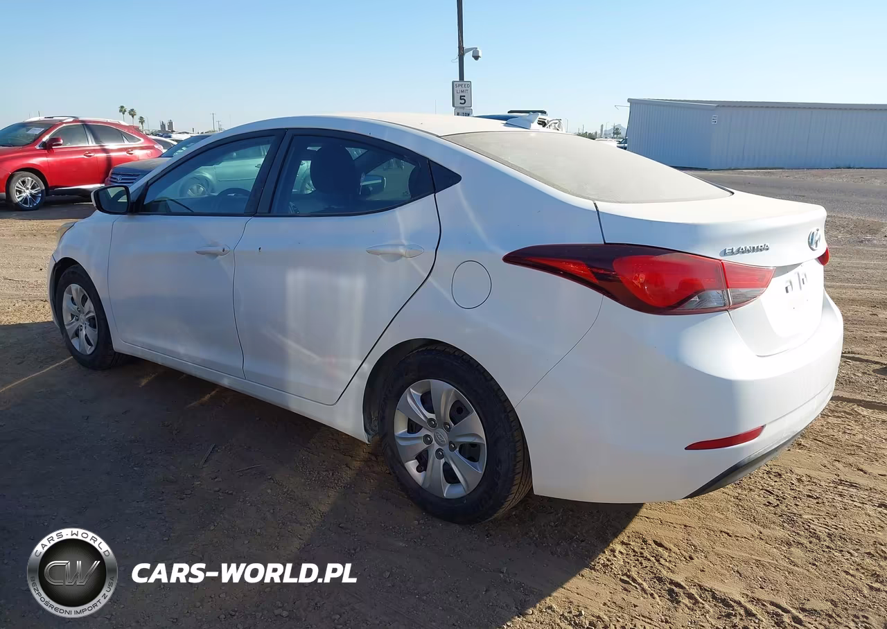 2016 Hyundai Elantra Se VIN:5NPDH4AE8GH721241 - 3