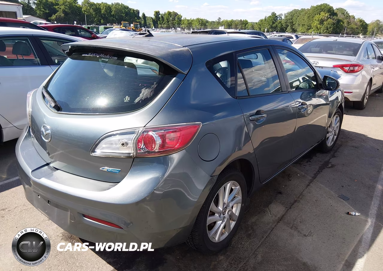 2013 Mazda Mazda3 I Touring VIN:JM1BL1L70D1766888 - 4