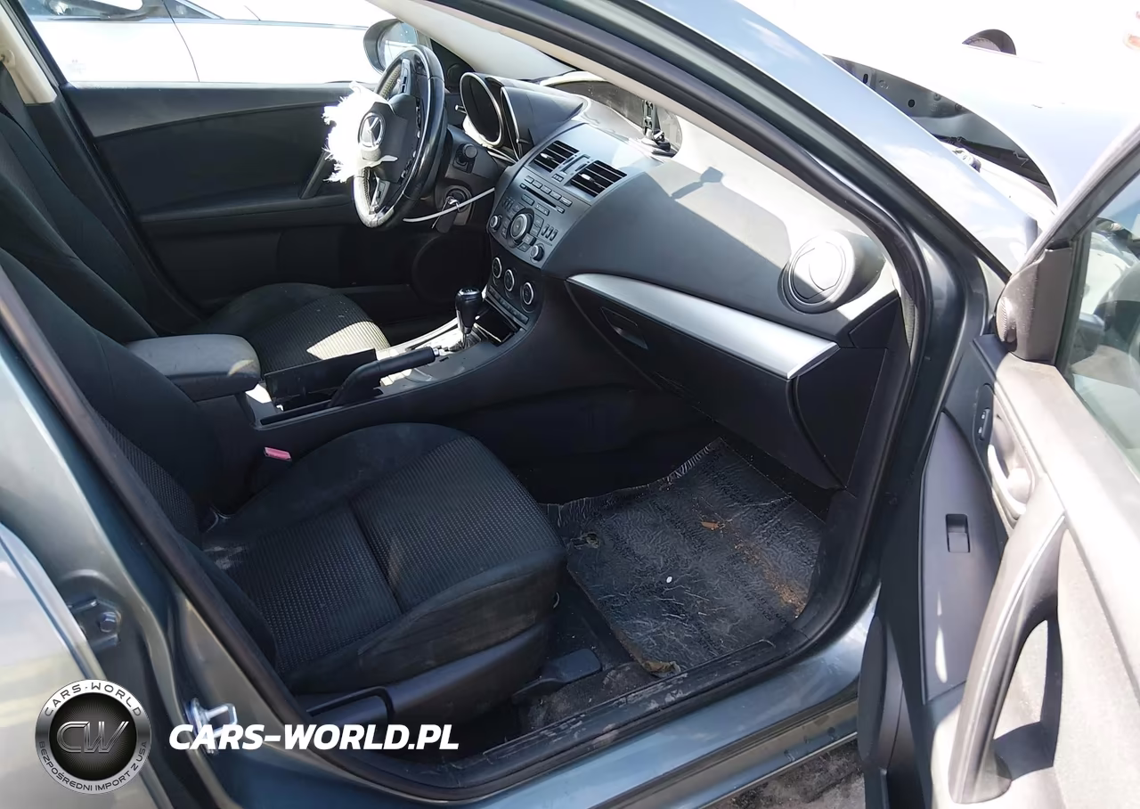 2013 Mazda Mazda3 I Touring VIN:JM1BL1L70D1766888 - 5