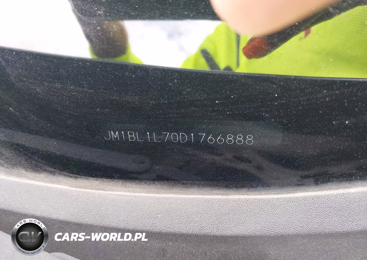 2013 Mazda Mazda3 I Touring VIN:JM1BL1L70D1766888 - 9